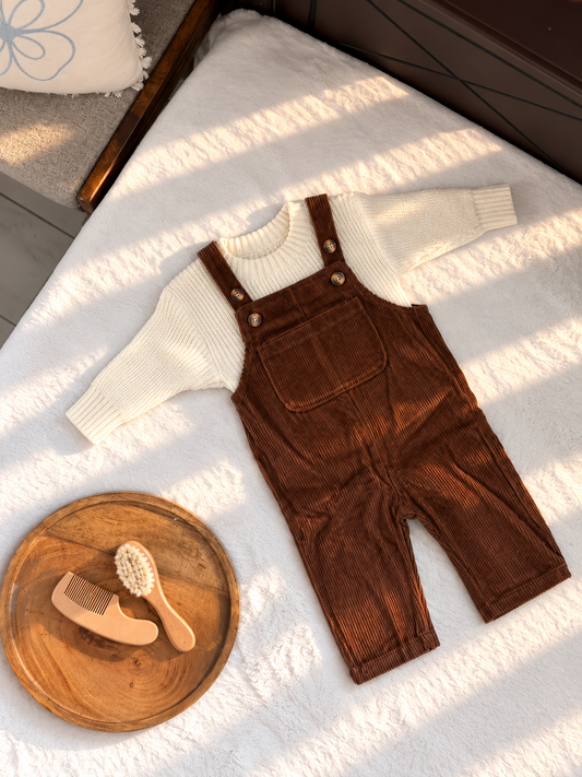 Knitted Sweater White & Dungaree Brown