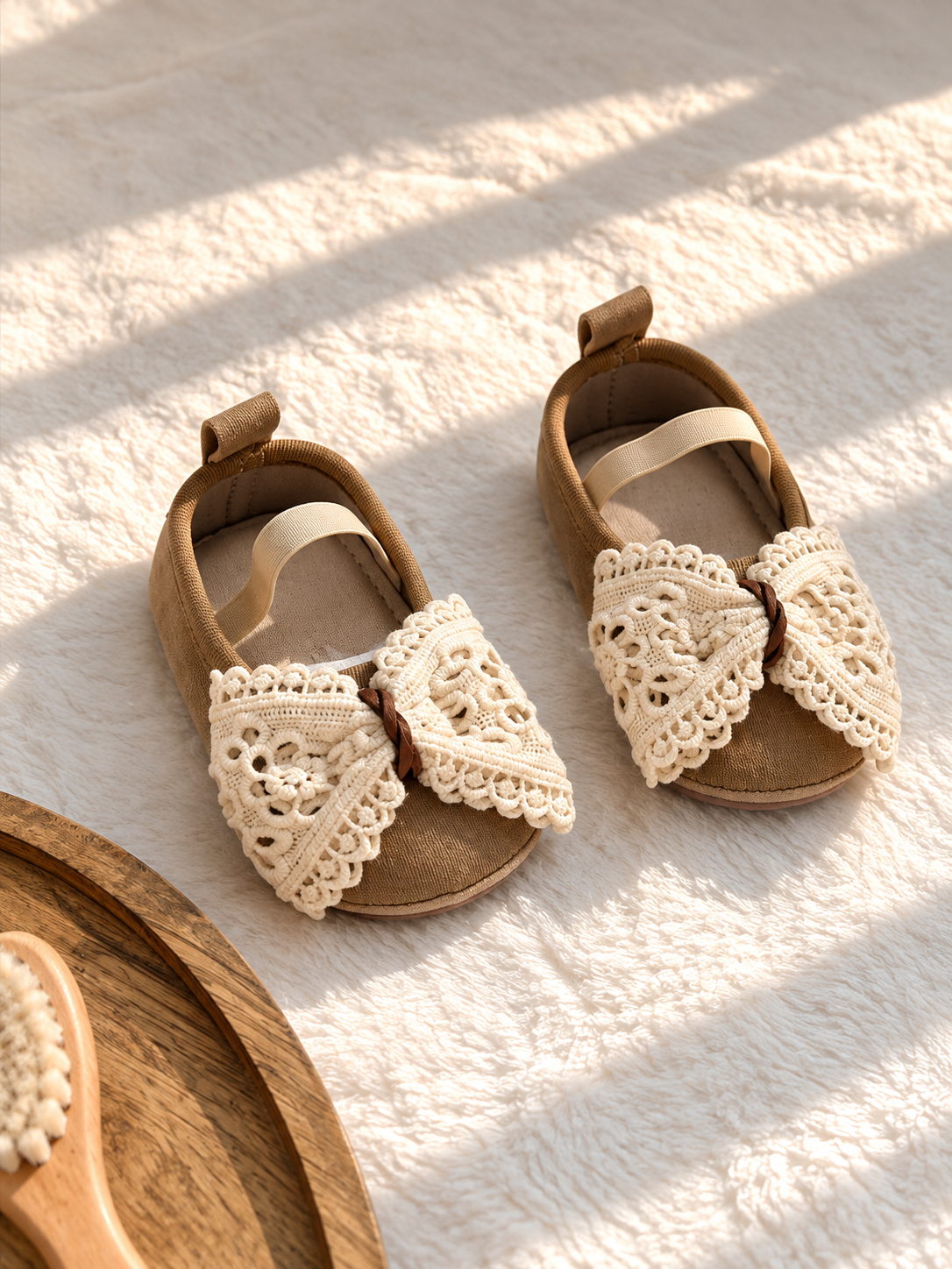Crochet Bow Baby Shoes