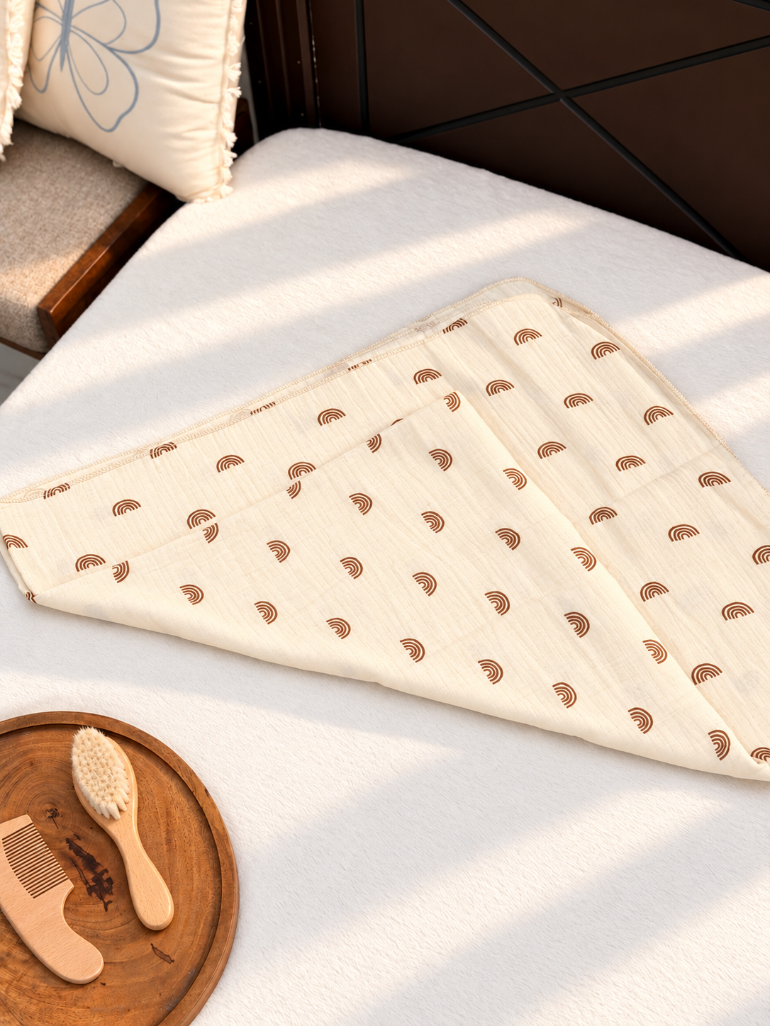 MUSLIN SWADDLE